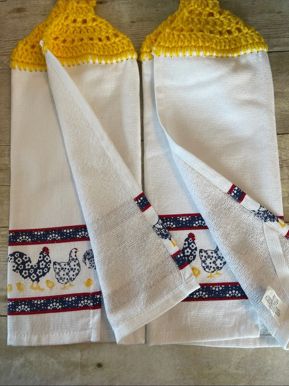 Crochet Top Hanging Towel Set of 2 Single Thickness Chickens